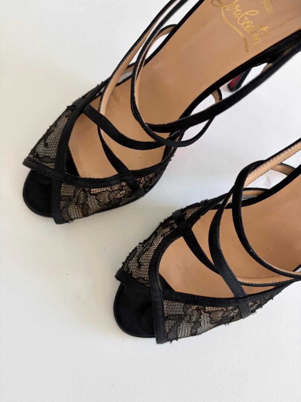 CHRISTIAN LOUBOUTIN VANITARITA LACE PEEP TOE HEEL - Picture 6 of 8